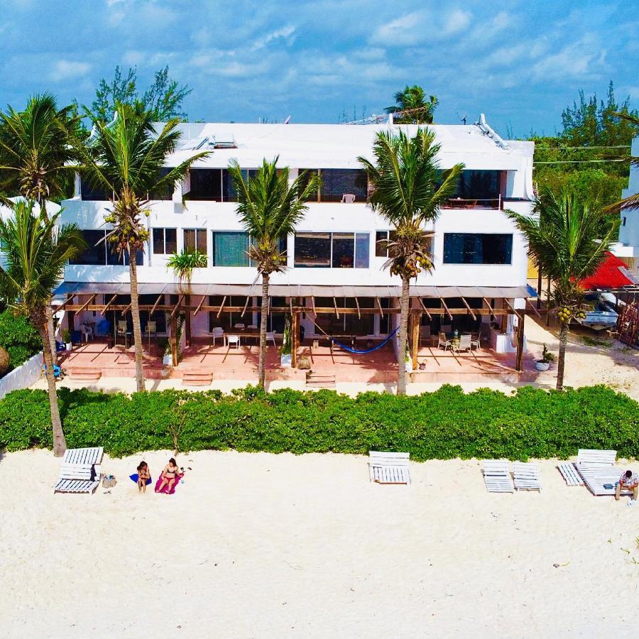 Punta Me Beach Suites Cancun Exterior photo